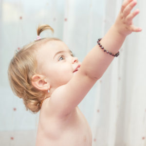 Brățară copii din chihlimbar baltic negru