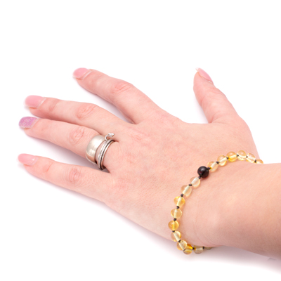 bratara din chihlimbar galben