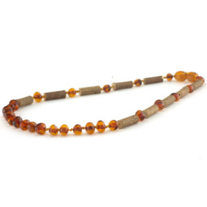 lantisor copii lemn alun chihlimbar maro