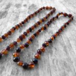 colier chihlimbar copii coniac cires lantisoare de bebelusi