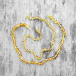 set coliere chihlimbar galben miere