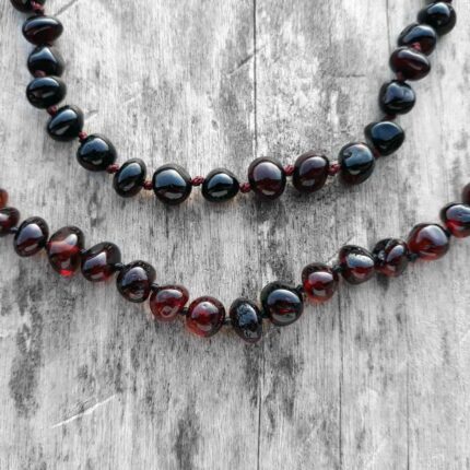 set coliere cu piatra chihlimbar negru slefuit lucios