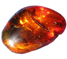 Piatra de chihlimbar roșu