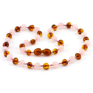 colier copii chihlimbar maro & cuarț roz