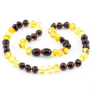 Colier copii din mărgele de chihlimbar baltic galben & negru
