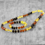 Set colier - brățară din chihlimbar baltic model multicolor trio