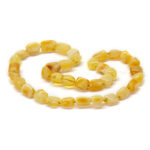 colier chihlimbar bebelusi culoare unt margele semirotunde