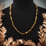 Colier unisex, chihlimbar verde natural, pietre ovale, slefuit lucios, CCAVO006