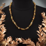 Colier chihlimbar verde natural, unisex, pietre semirotunde, CCAVO006