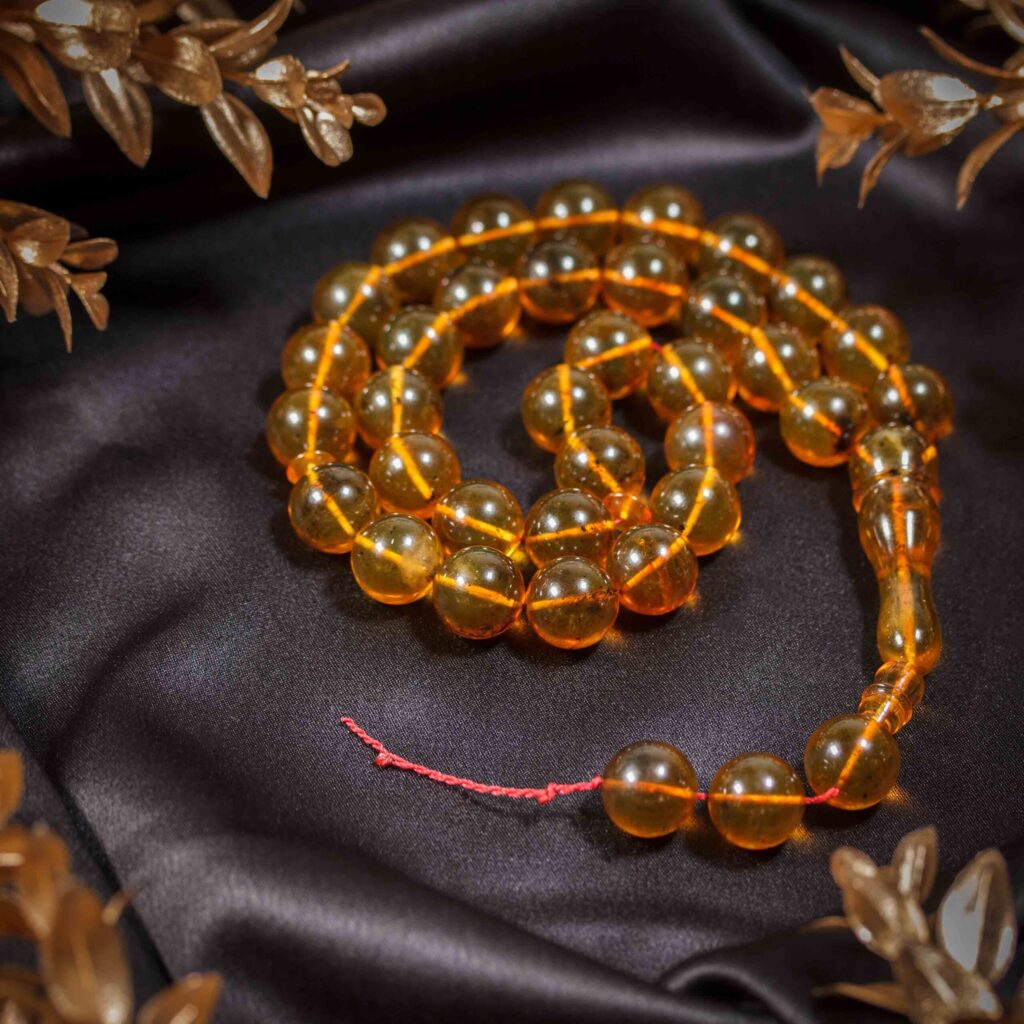 Matanii turcesti / tesbih cu bile mari de 15 mm din chihlimbar natural de culoare coniac