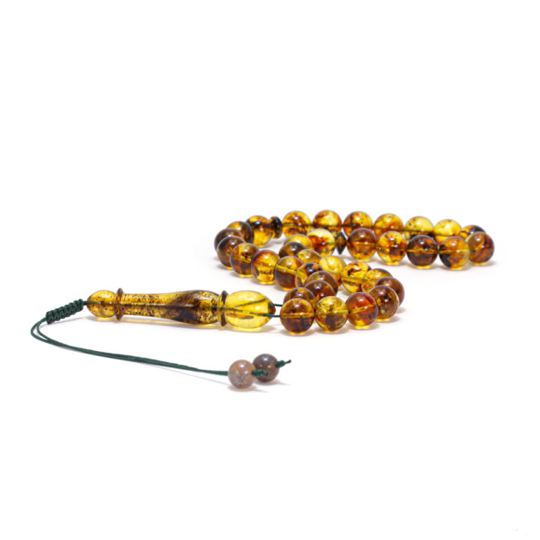 M-003 | Matanii chihlimbar verde cu 33 boabe rotunde