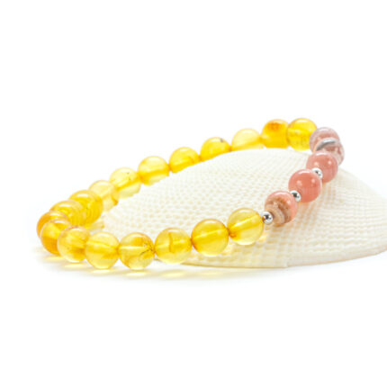 Brățară premium cu Rodocrozit și Chihlimbar Natural – Design rafinat, perfect pentru susținerea sistemului digestiv, ameliorarea durerilor articulare și promovarea stării de bine. Accesoriu deosebit cu efecte benefice asupra sănătății.